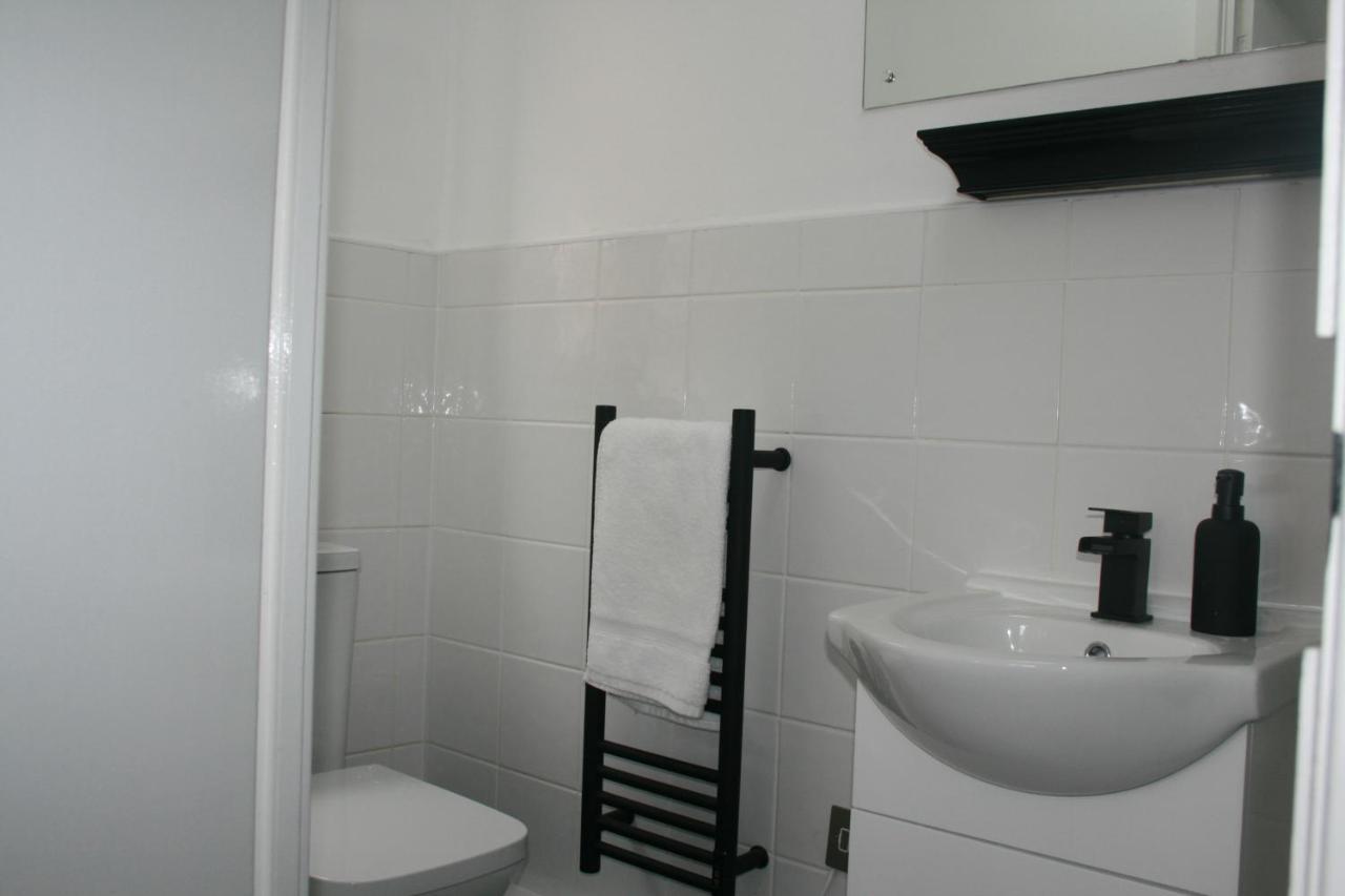 House On Cul De Sac Apartamento Lakenheath Exterior foto