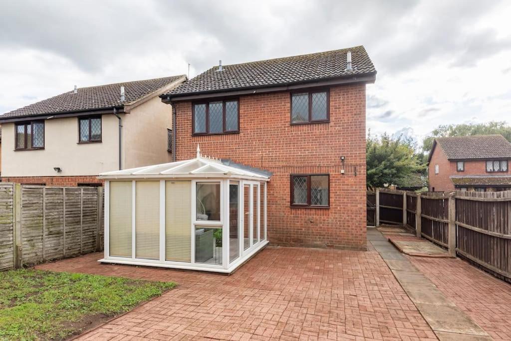 House On Cul De Sac Apartamento Lakenheath Exterior foto