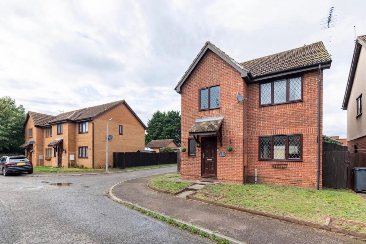 House On Cul De Sac Apartamento Lakenheath Exterior foto